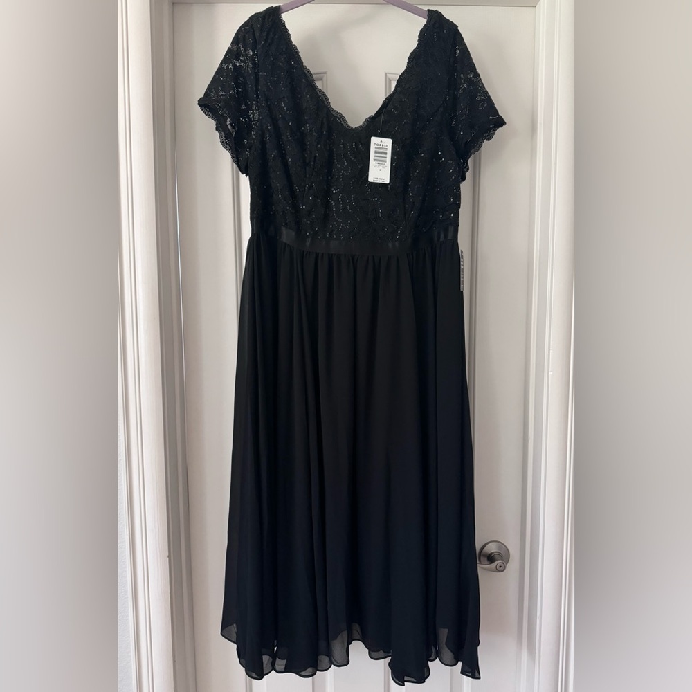 NWT Torrid Special Occasion Dress